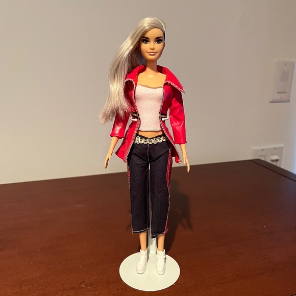 Barbie Doll Barbie Fashionistas # 107 - Picture 3 of 7